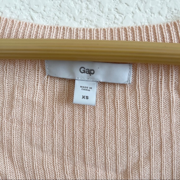 Adorable light pink deep v button up cardigan - Picture 6 of 6